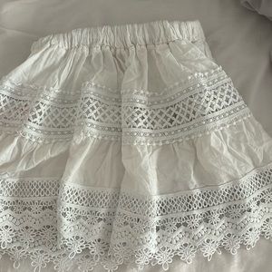 The cutest beach skirt !